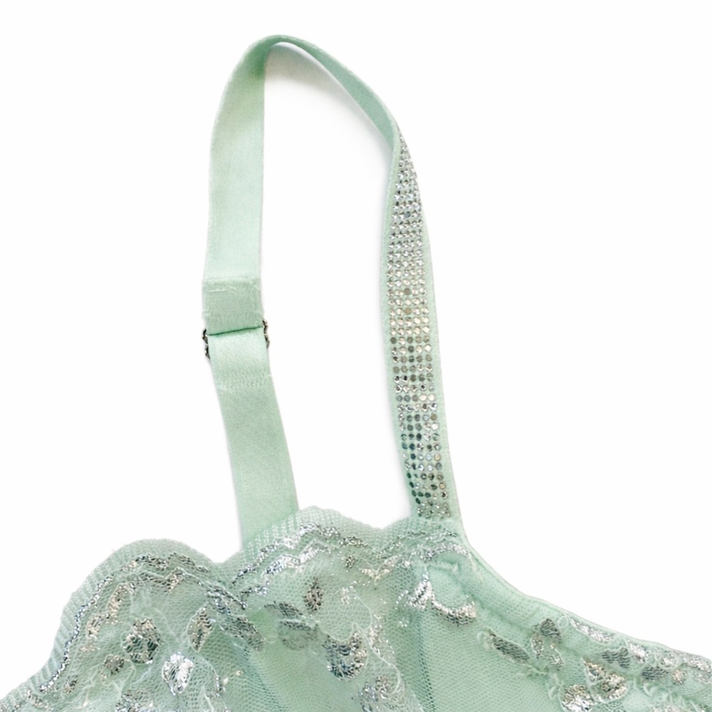 Victoria's Secret Mint Green Lace Bra - Picture 3 of 5